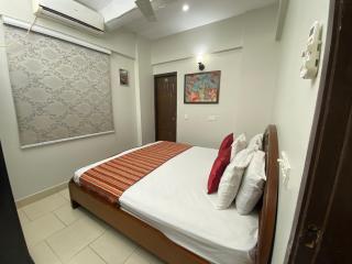Ocean View 2 Bed Apartment - 3