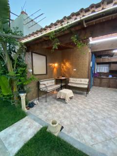 Private Authentic Villa Pool & Garden - Maison Manjo - 3