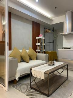 K&CIS Relaxury Stays - 4