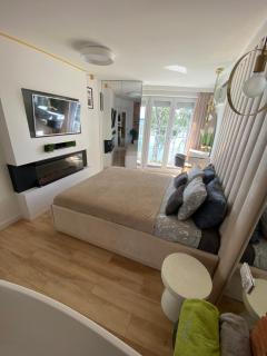 Apartament MoLoo I z widokiem na jezioro - 9