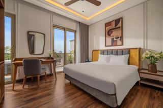 Regal Villa Hoang Dao Thuy - 0