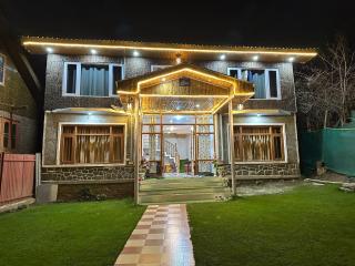 Royal Galaxy Pahalgam - 1
