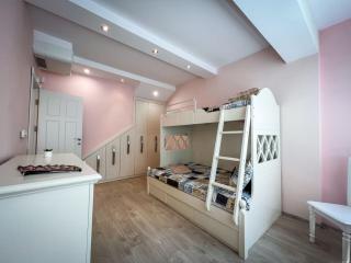 Greek Quarter Stay - 9