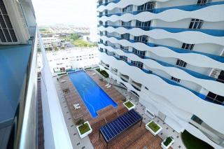 NEAR JONKER 2 bed room double decker - 0