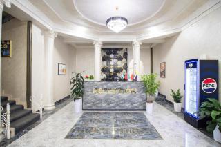 Home Art Hotel - 9