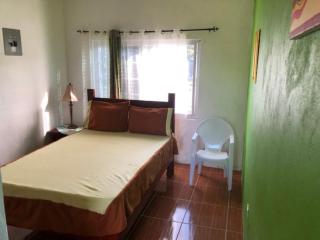 Travellers Inn Room B - 8
