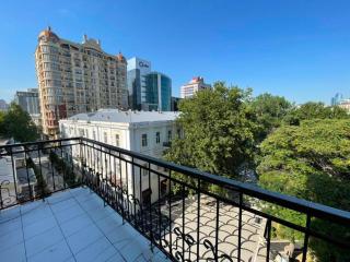 Azcot Hotel - 1