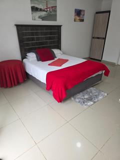 Rose Guesthouse Klerksdorp - 3
