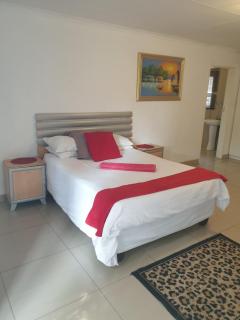 Rose Guesthouse Klerksdorp - 4