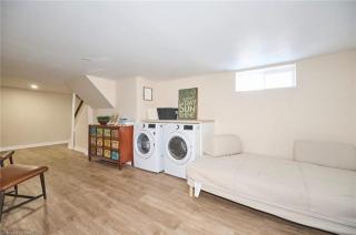 7 Bedroom House Minutes from Niagara Falls - 3