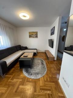Urban Apartment - 8
