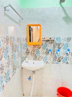 Apna Banaras P Guest House - 3