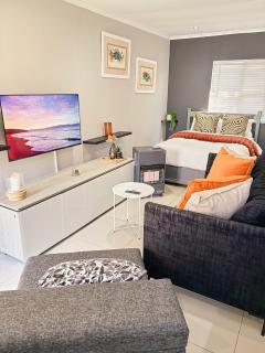 The Garden Suite 1-Bed Santon 14min - 0