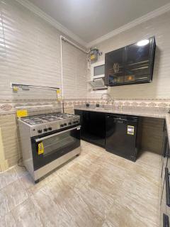 Spacious 165m Family Apartment in Al Rehab Close to Airport - 4