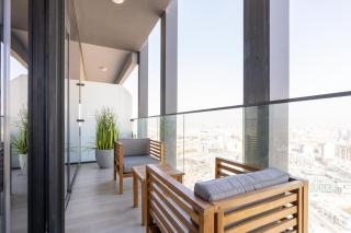 BLVD - Upgraded Highrise Suites - 6