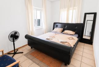 Elegant Villa with Free WiFi Sleeps 31 - 5