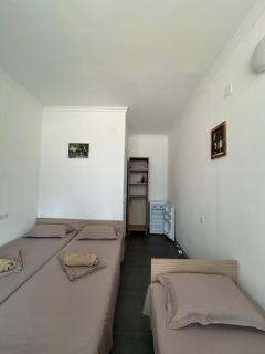 Guest House M&J Ureki - 1