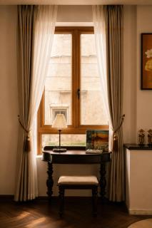 Hidden Homestay Charming 4BR French Villa in Trang Thi Str Central Hanoi - 7