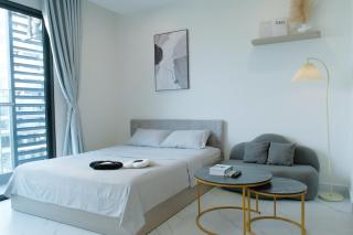 AM HOME - Studio The Opus One 16 - 0