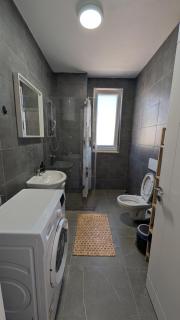 Anas Beach Escape with Pool and 250m to Sea - 8