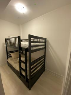 Beautiful Condo, 2 Bedrooms and a Den in Friday Harbour Resort! - 2