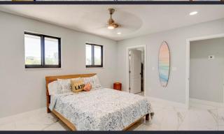 Private Florida Keys Family Retreat Pool, Dock Tropical Outdoor Living - 5