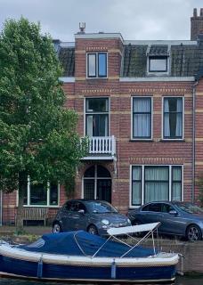 Luxurious-3-story-waterfront-Canal-House-near-Utrecht-and-Amsterdam-in-Maarssen-with-AC - 0