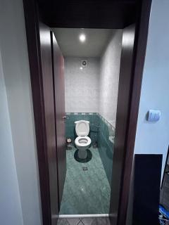 1 Two bed flat with shared indoor swimming pool - 2