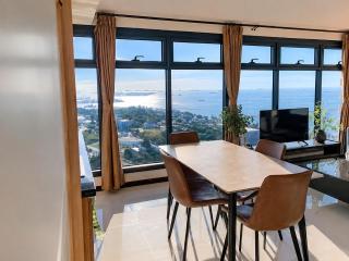 Luxurious Haven in the Sky - Manila - 9