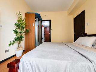 Luxurious Haven in the Sky - Manila - 3