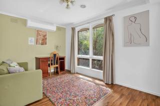 Spacious 4BR Home With Secure ParkingNear to Mall - 2