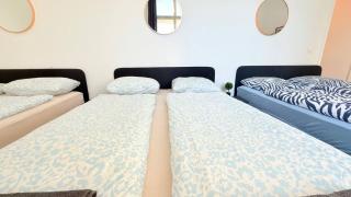 Spacious Apartment for Group Stays - 15 Min from Airport & City Center, 5 Min from Vienna Main-Bus Station EZ11 - 8