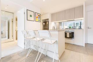 City View 2BR With Parking Step To Tram - 8