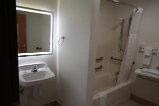 Jacksonville Inn and Suites - 3