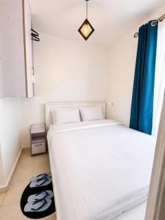 Cozy Racecourse Studio with Pool, WiFi & Parking -Legatus Cozy Homes - 2
