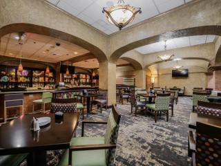 Crowne Plaza Cleveland Airport - 2