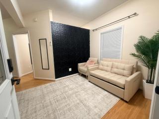 Private In-Law Suite Near Dulles Airport -IAD - 8