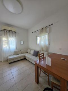Beautifully renovated 120 sqm apartment away from home in Haifa! הנגב 48 - 7