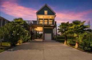 West End Galveston Family Beach House - 5