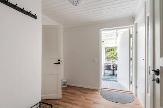 Linneby , fri parkering - 2