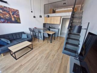 9-Moderný mezonet - Atrium Living - 1