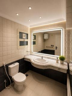 Royal 3BR Apartment in Zamalek - 3