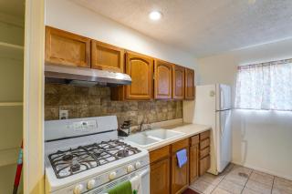 Walk to Downtown Roswell! Quaint Home w/ Patios - 4