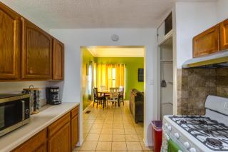 Walk to Downtown Roswell! Quaint Home w/ Patios - 2