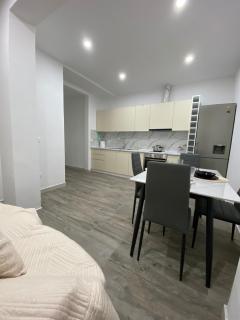 Fier apartment - 3