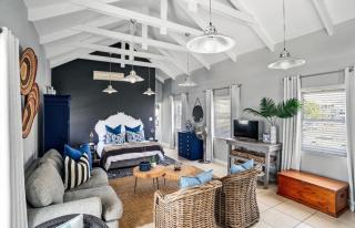 THESEN HARBOUR TOWN LOFT APARTMENTs - 1