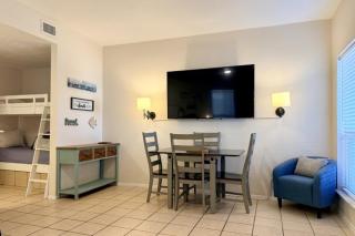 Morningside #201 Lovely condo close to beach access - 5