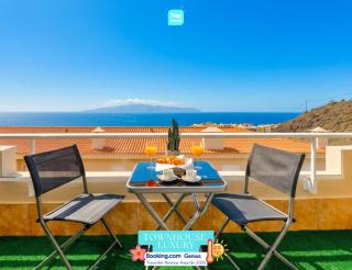 Townhouse Luxury - Relax with stunning sea views - 0