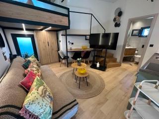 La Petite Mansion, next to the city center! - Volos - 9
