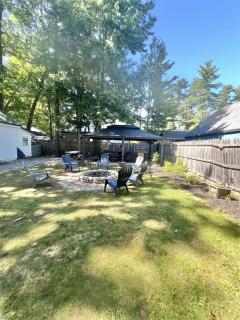 MAINE STAY LAKE HOUSE-LIMIT12 home - 8